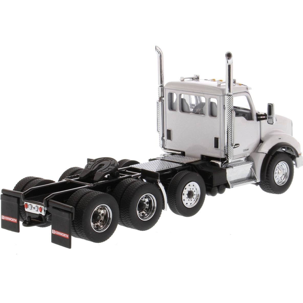 White Metallic 1/50 Diecast Truck Tractor Model C570072