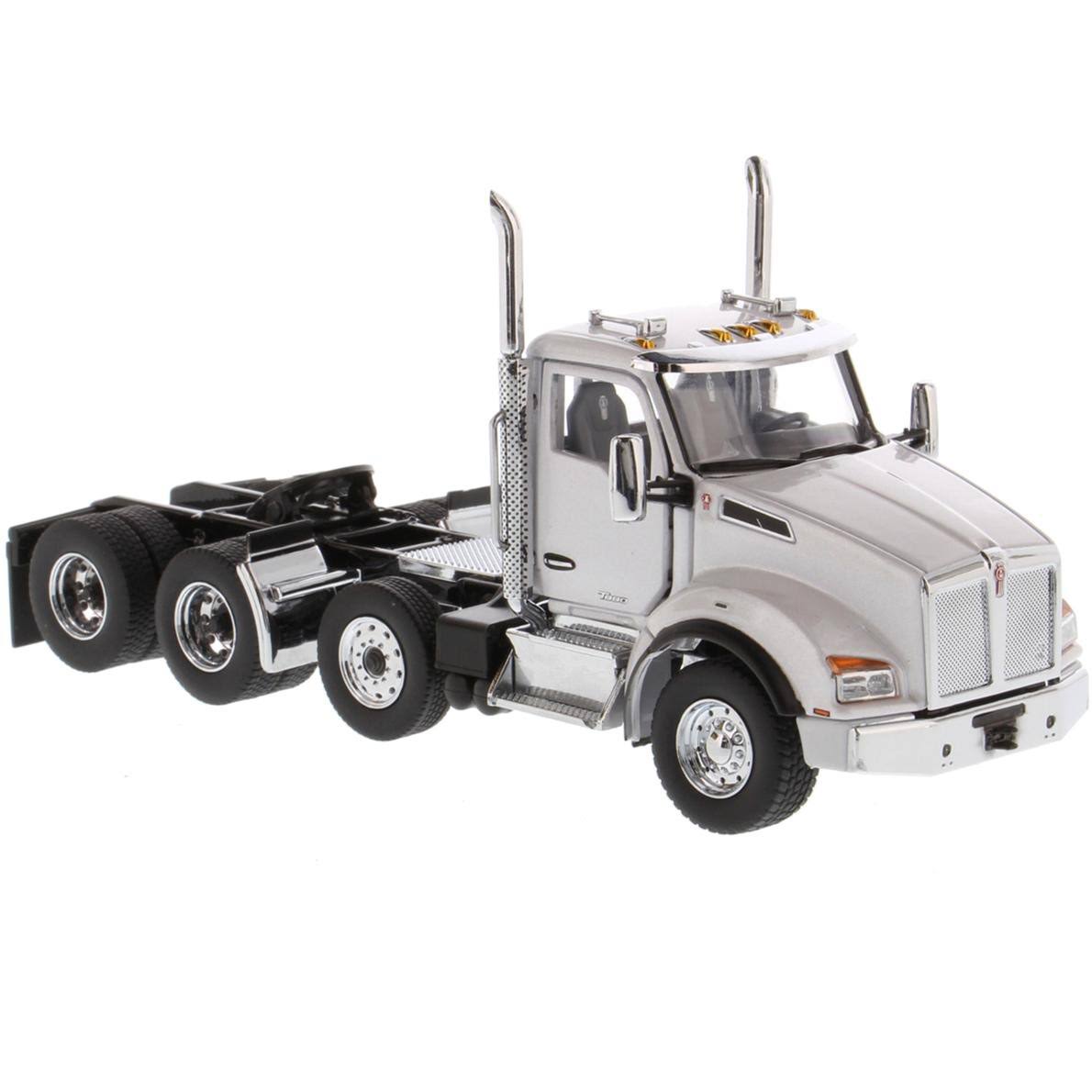 White Metallic 1/50 Diecast Truck Tractor Model C570072