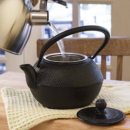 Black Hammered 40 Ounce Cast Iron Teapot W7537