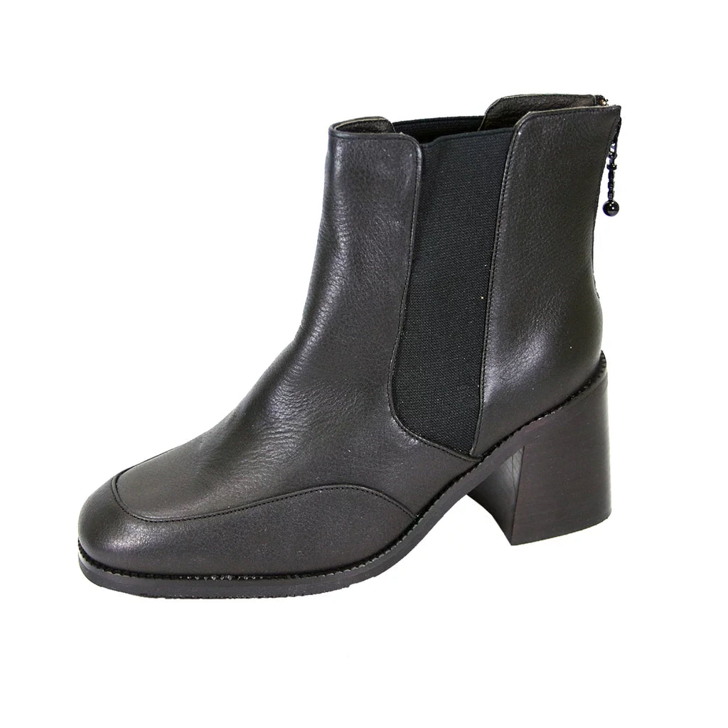 Women's Wide Width Leather Ankle Boots B254