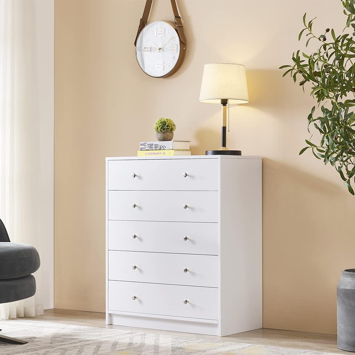 Black 5 Drawer Wood Dresser Y80067