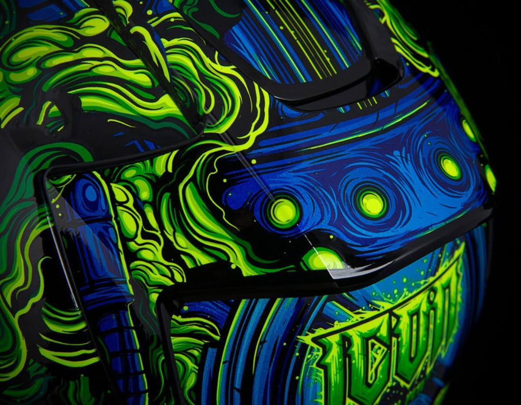 Blue/Green XS Helmet Q8985