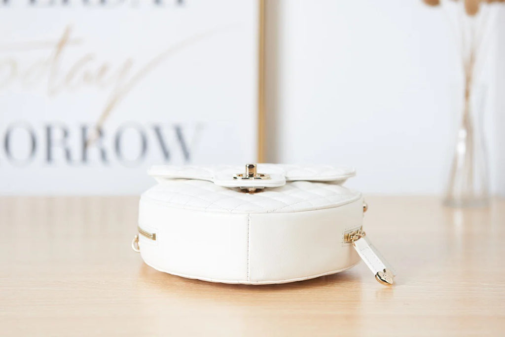 White Mini Heart Bag B2283