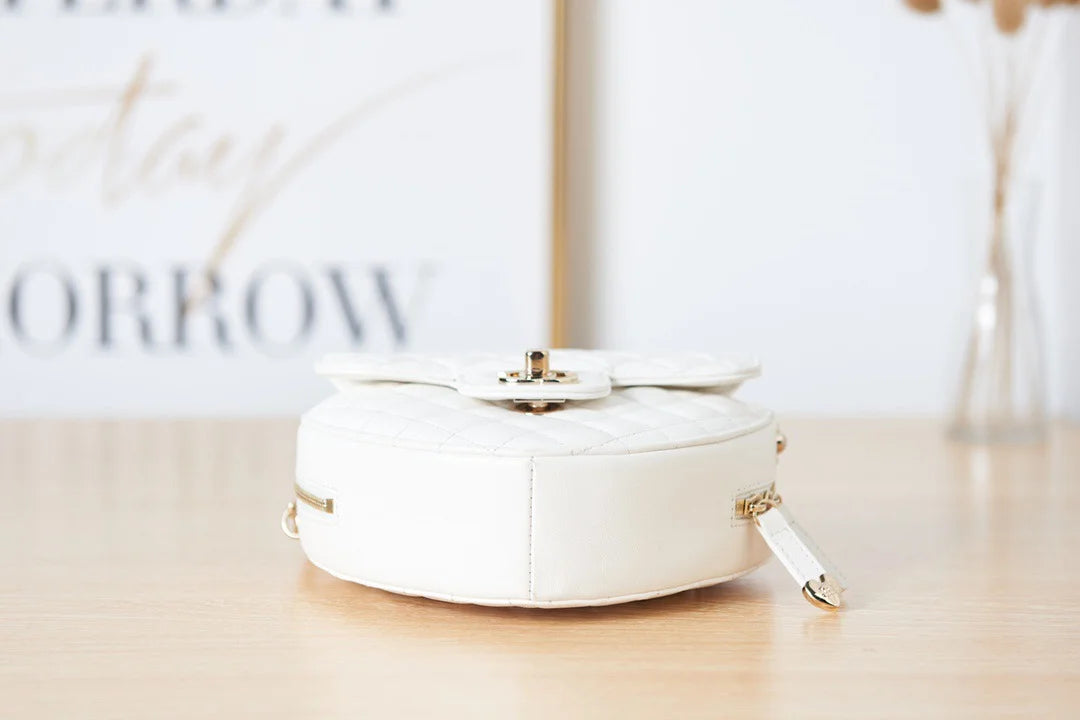White Mini Heart Bag B2283