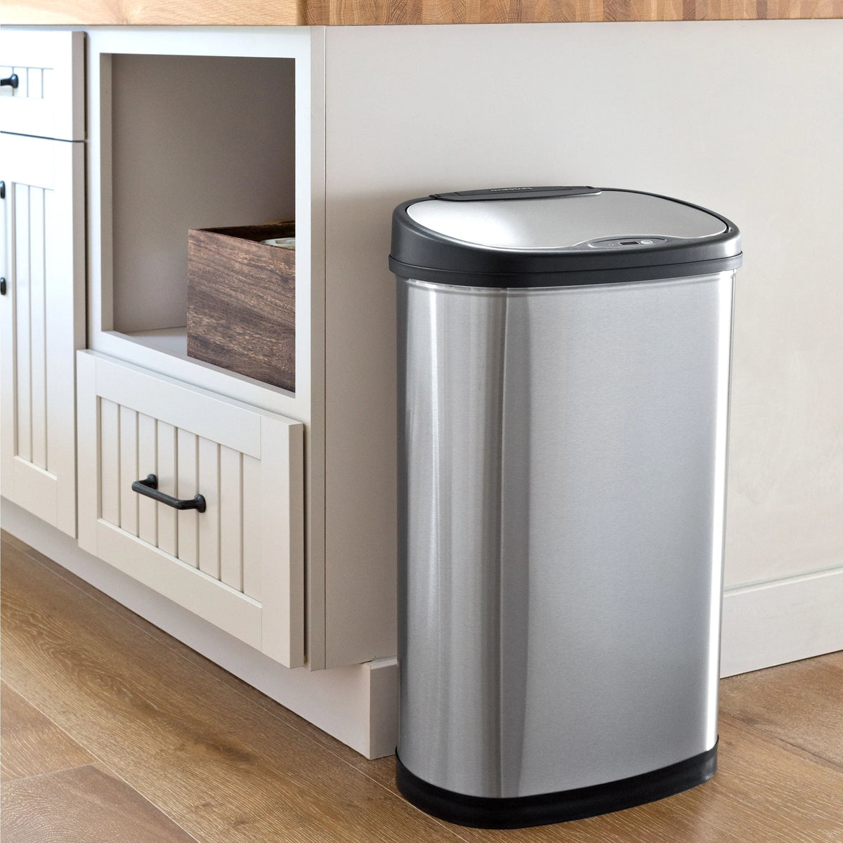 13.2 Gallon Stainless Steel Motion Sensor Trash Can F5505