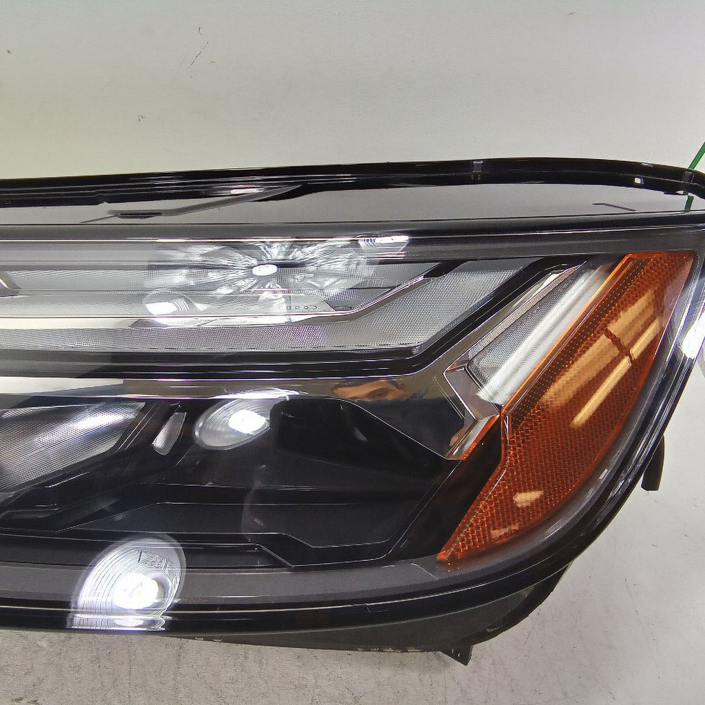 Pre-Owned 2021 Audi Q5 SQ5 Driver LH Head Light Lamp OEM LKQ K775786