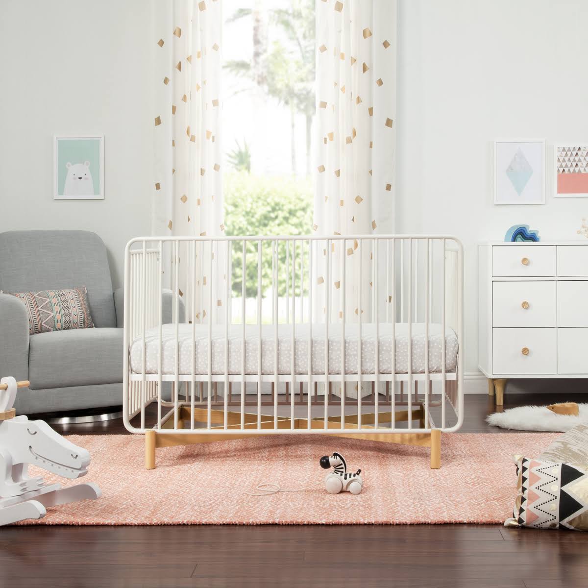 Metal Crib with Toddler Bed Conversion Kit N73582