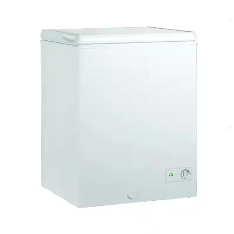 White 6.9 cu. ft. Manual Defrost Chest Freezer C8926