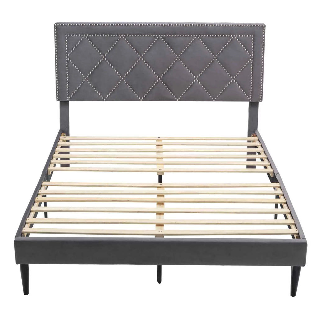 Queen Size Platform Bed with Wooden Frame N535219