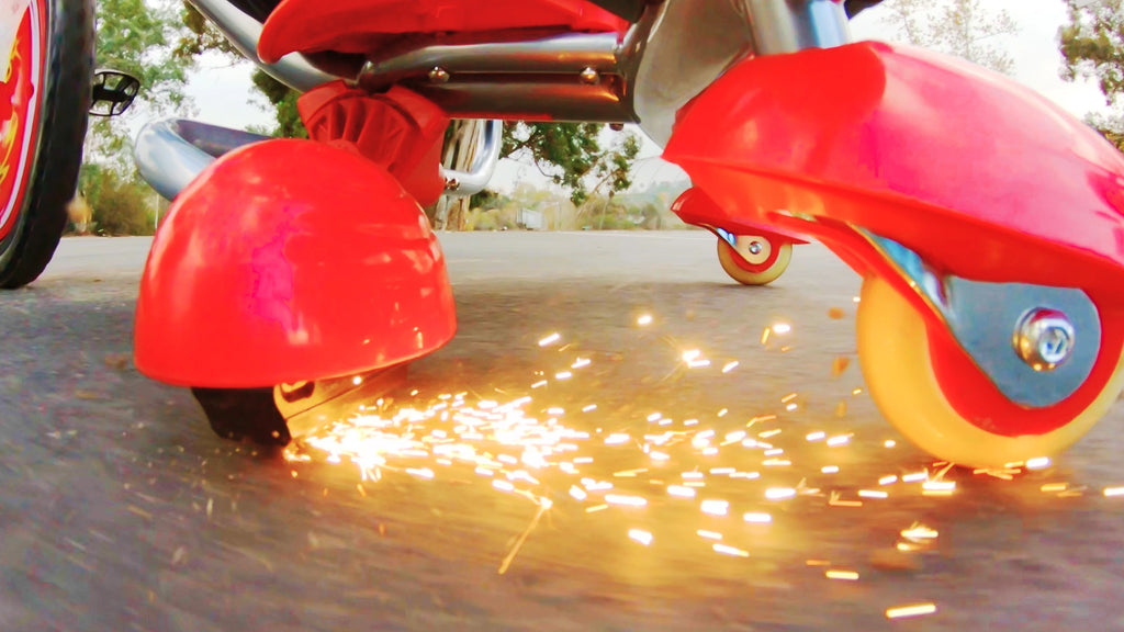 Red Sparking Trike T10799