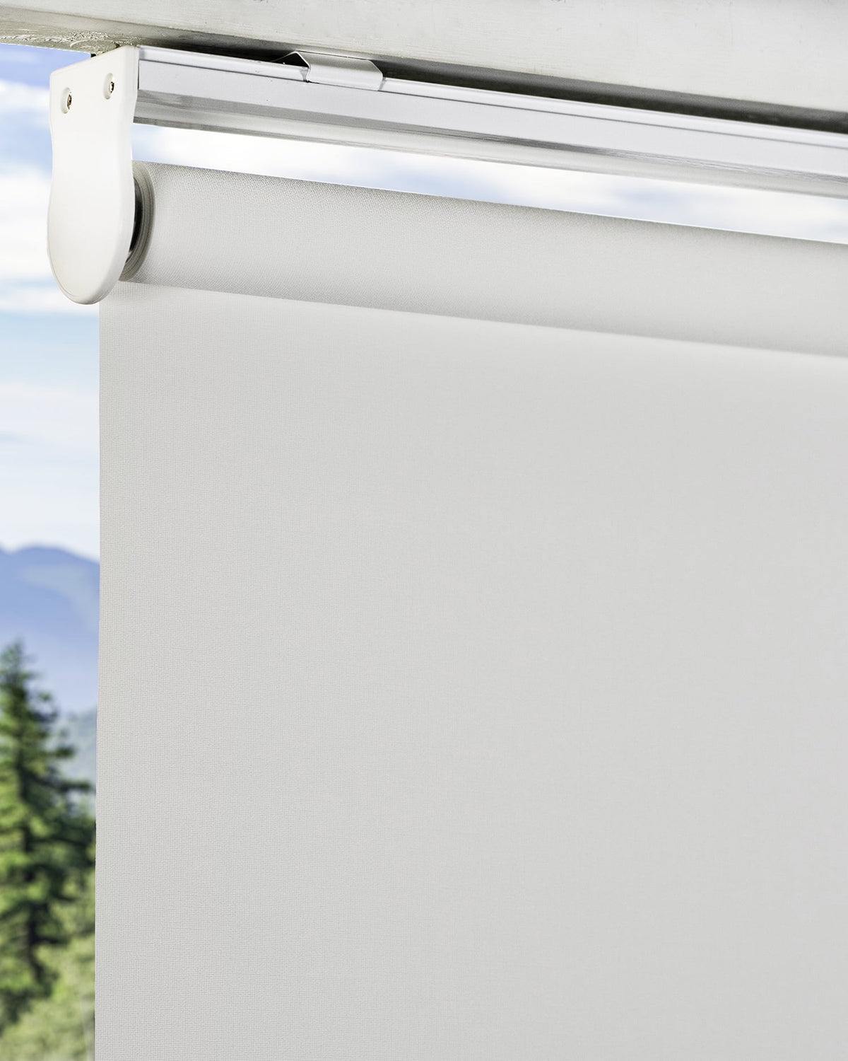 Cordless Roller Shade Blackout 23"W X 72"H G91503