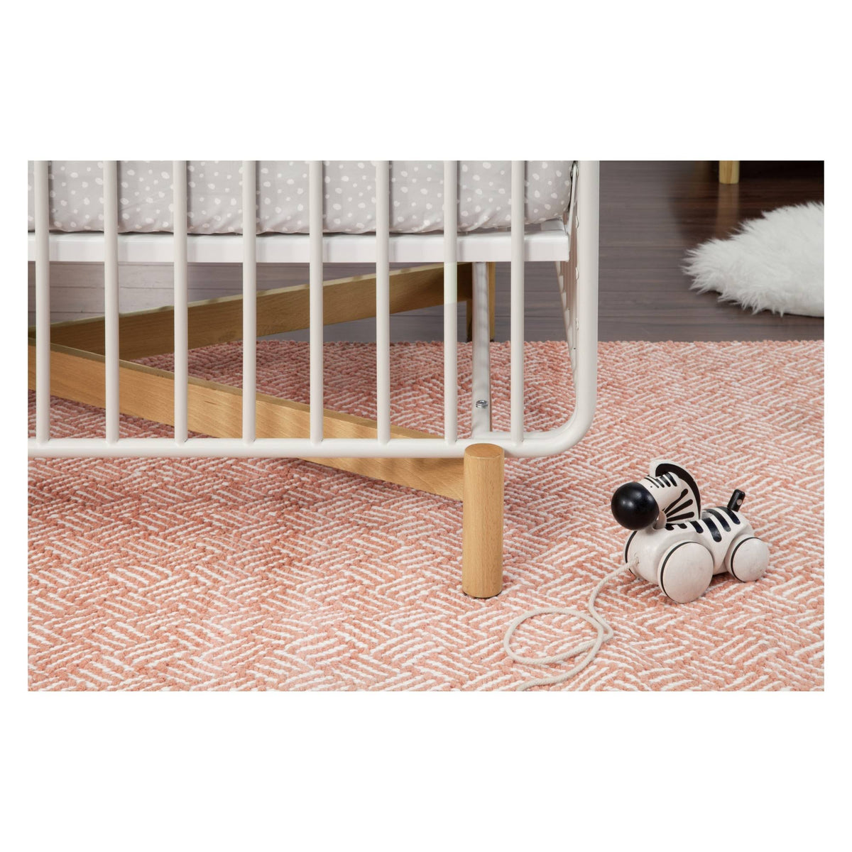 Metal Crib with Toddler Bed Conversion Kit N73582