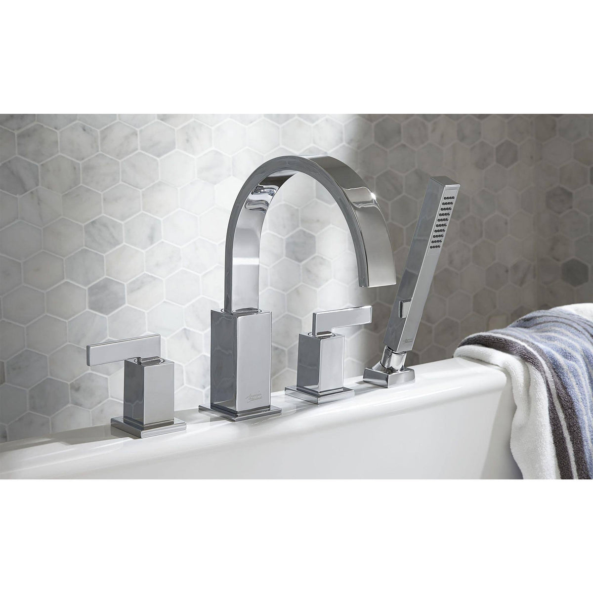 Chrome Tub Faucet R718