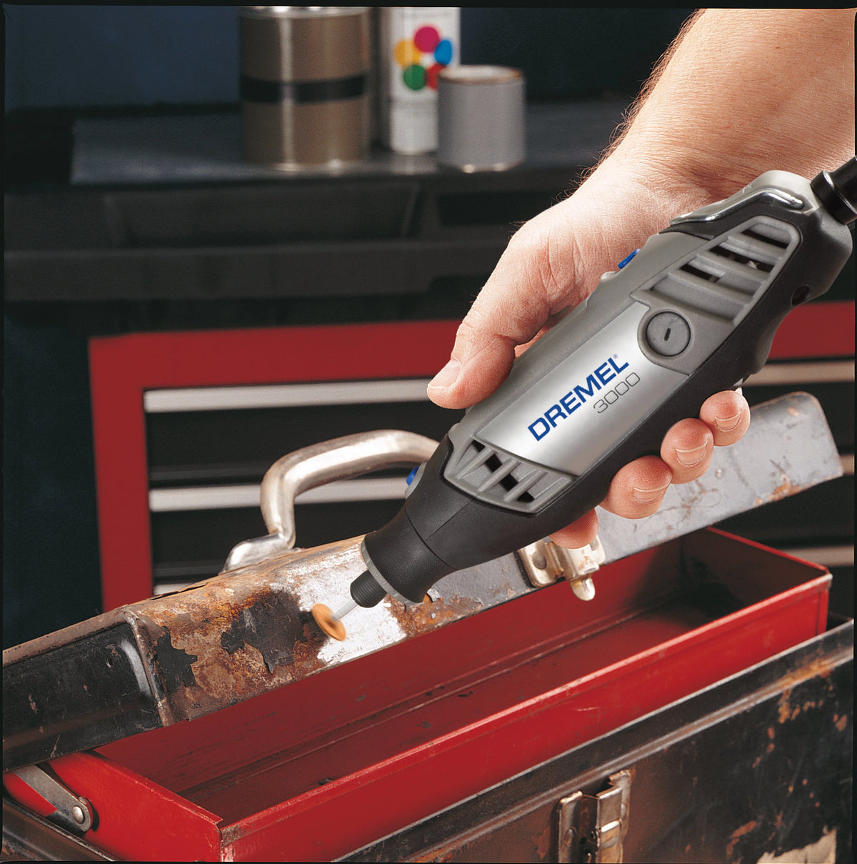 Variable Speed Rotary Tool with 18 Accessories I31277