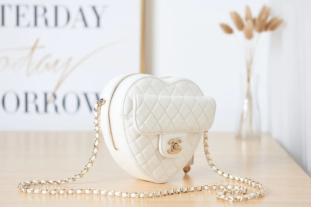 White Mini Heart Bag B2283