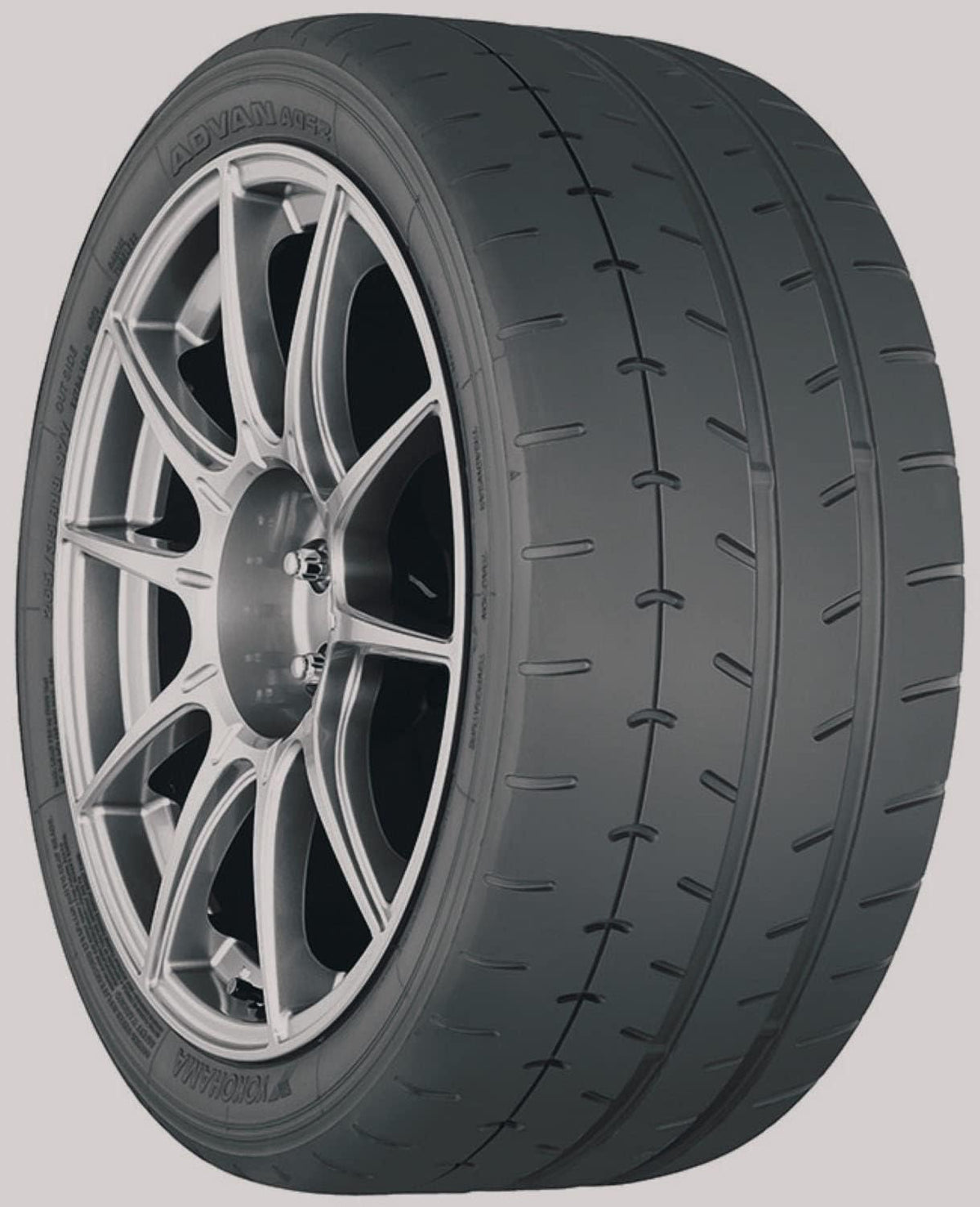 245/40R17 95W Tire Y68800