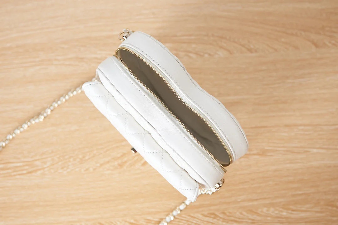 White Mini Heart Bag B2283