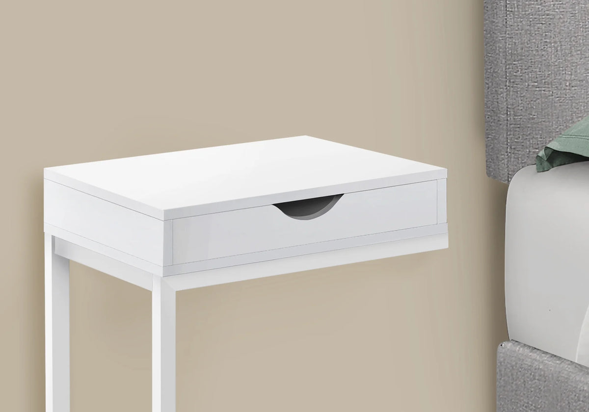 White C-shaped Metal Accent Table U771668