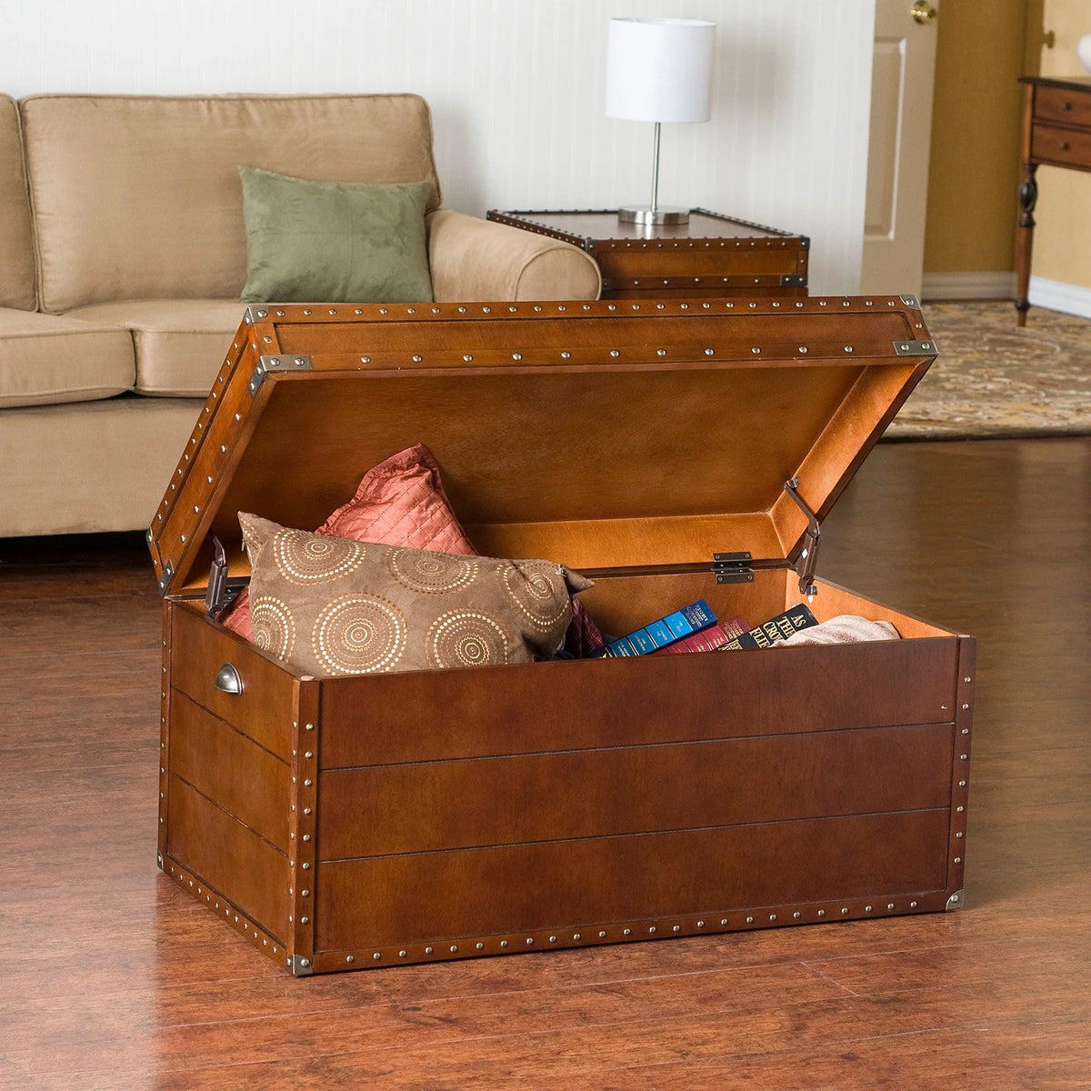 Walnut Trunk Cocktail Table Q7588