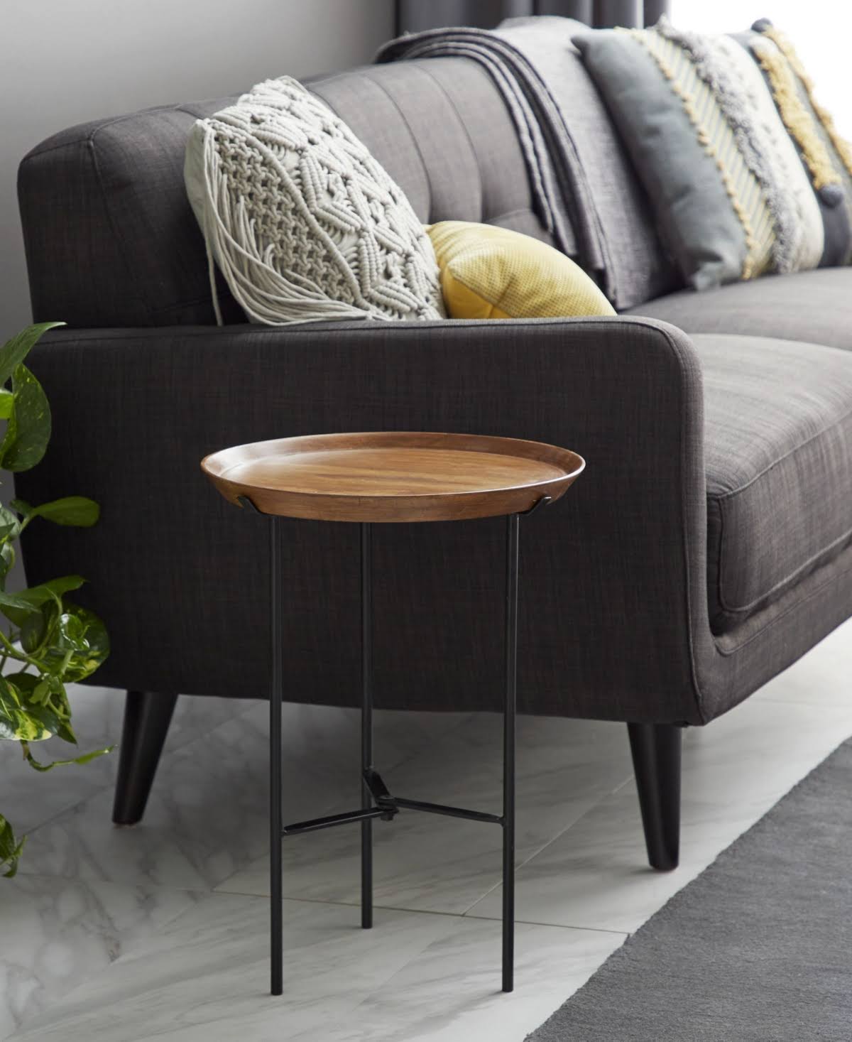 Industrial Accent Table I6765