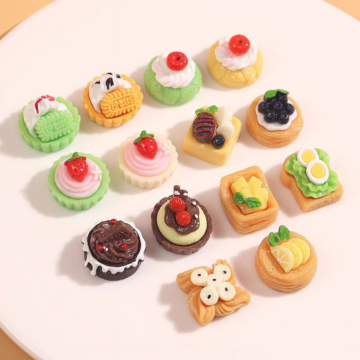 10 Pcs Mini Simulation Cake Cookies Chocolate Toast Fruit Pudding Dollhouse Decorations Q339853