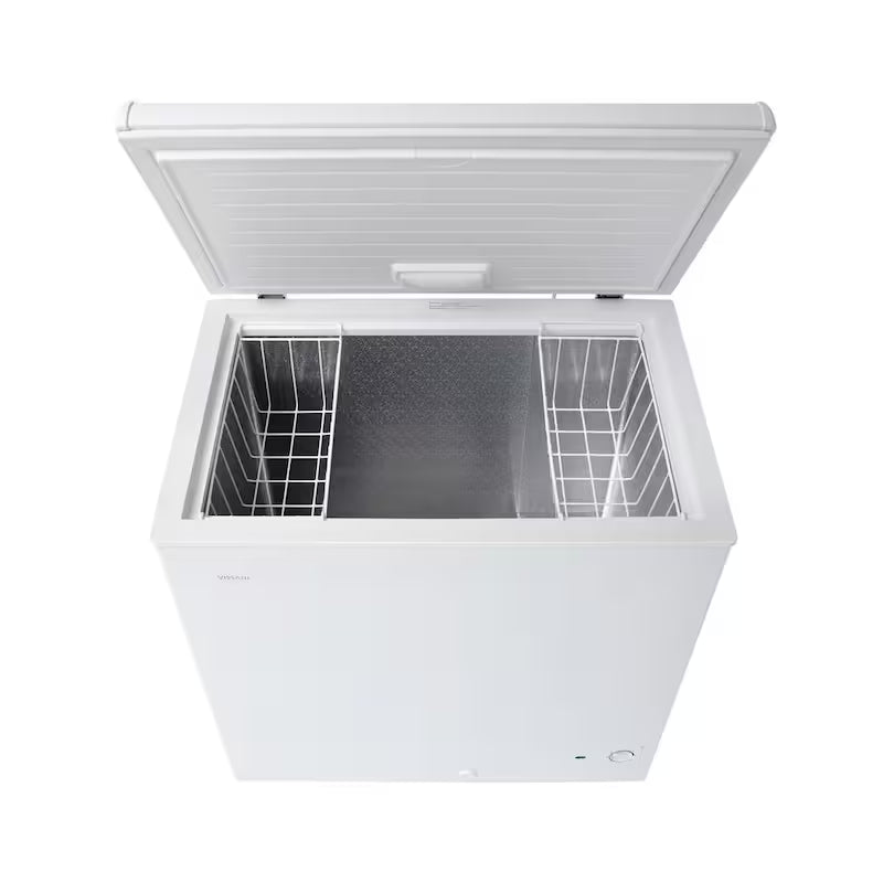 White 6.9 cu. ft. Manual Defrost Chest Freezer C8926