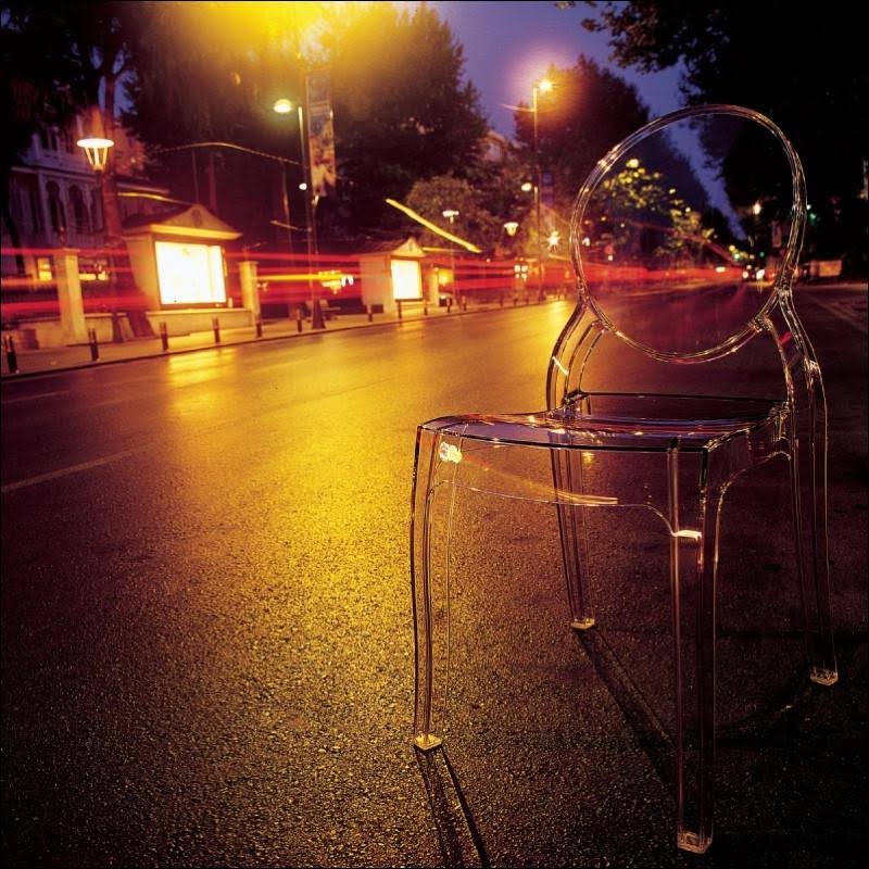 Glossy Red Polycarbonate Dining Chair Y618252